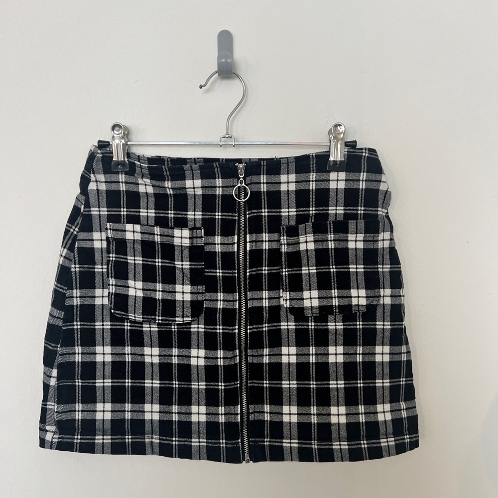 Black and White Checkered Zip-Up Pencil Mini Skirt